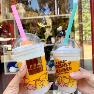 We got the D4. Mango and Coconut with Sago and it was AMAZING!