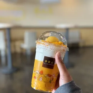 Pomelo &amp; Mango with Sago