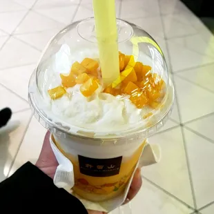 Mango coconut &amp; tapioca