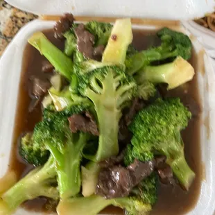 Beef and broccoli (doesn't come with rice)