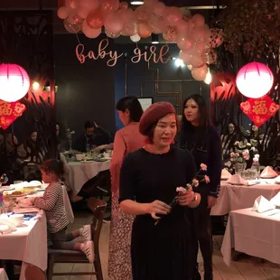 We can hold any kind of party, such as brith day, baby shower, wedding ceremony ..... waiting for you!