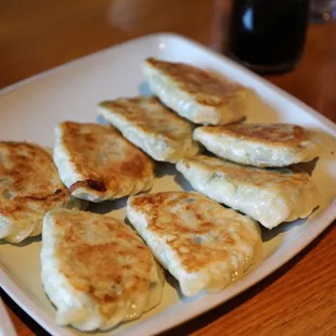 Instagram: @eat_saw_telle
 
 Pork and Leek Pancakes
