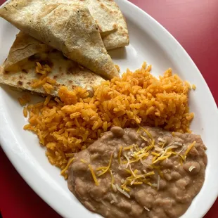 a plate of mexican food