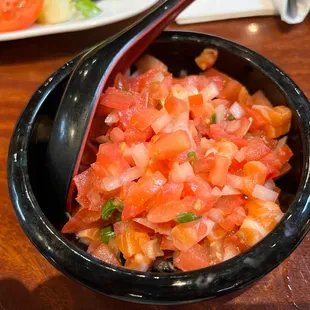 Lomi Lomi Salmon