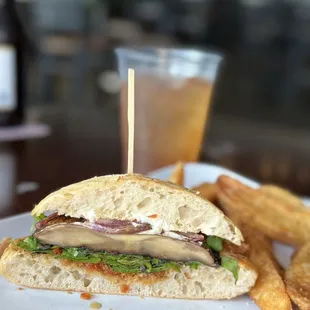 PORTOBELLO SANDWICH
