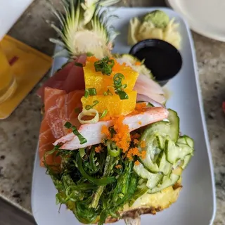 SEAFOOD LUAU