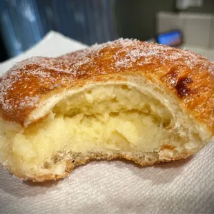 06.02.24 Inside the lilikoi malasada.....this thing is sooooo delicious!!!