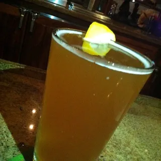Longboard Lager  Kona Brewing Co.  4.6%