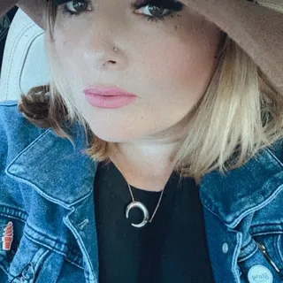 Kelly C.