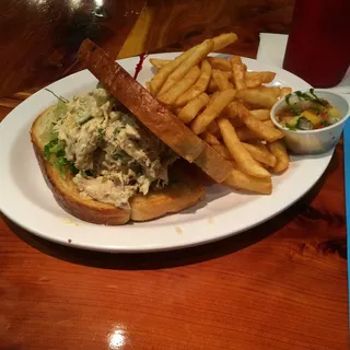 Huli Rotisserie Salad Sandwich