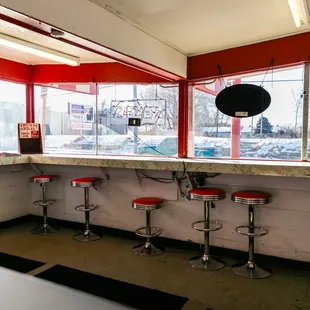 interior, pizza