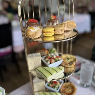 food, dessert, cupcakes