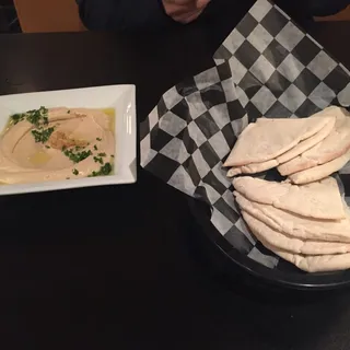 Garlic Hummus