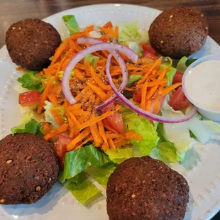 Falafel salad - yum!!!