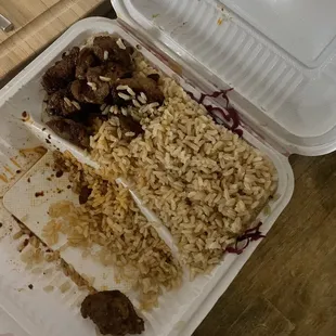 As you can see the lamb &amp; rice was flipped over the hummus, cabbage, and tabouleh...plus all the juice from the sides were pooled in the bag