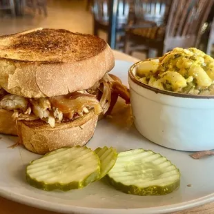 BBQ Pulled Chicken Hatch Chile Mac and Cheese