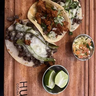 Tacos de pastor, asada y jass (asada y chile verde)