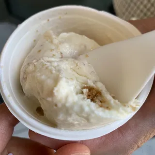 Honey Graham Ice Cream