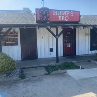 As you can see in this photo, they are closed and was not open during business hours.