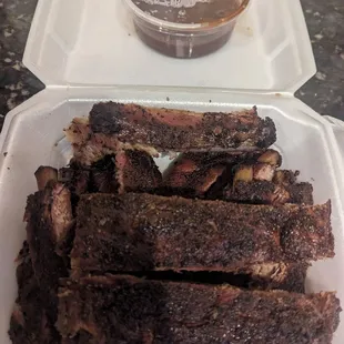 Full Slab of Ribs with un-full side of sauce