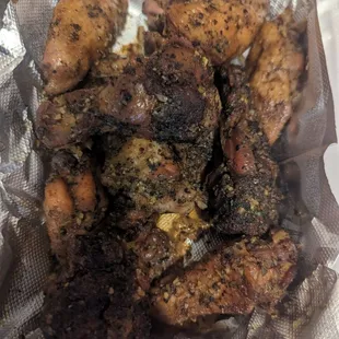 Smokes Garlic Wings