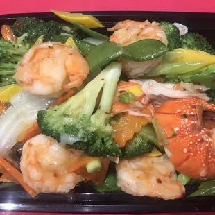 Seafood combo with real lobster meat