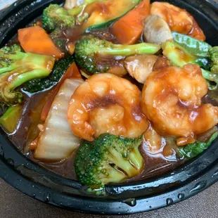 17. Shrimp with Mixed Vegetables Lunch Special