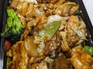 Four Seasons Chinese Restaurant