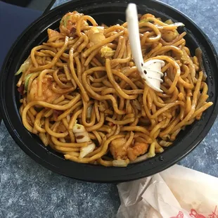 Shrimp lomein