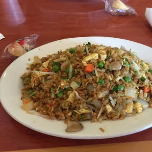 Veg. Fried rice w eggs!