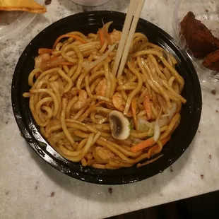 Shrimp Lo Mein