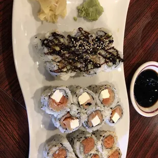 Sushi lunch special (Eel, Philadelphia, spicy tuna)