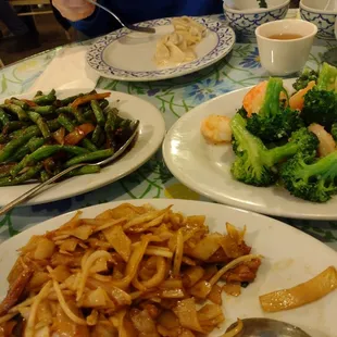 Lunch for 4