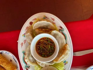 Golden Crown Chinese Restaurant