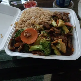 Food was hot and fresh,  great service,  beef and broccoli was great.