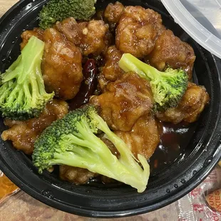 General Tso&apos;s Chicken
