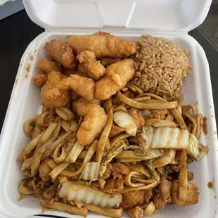 Chicken lo mein and sweet and sour Chicken