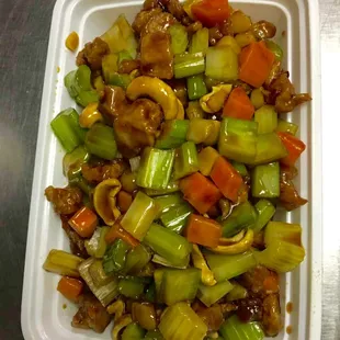 Cashew chicken