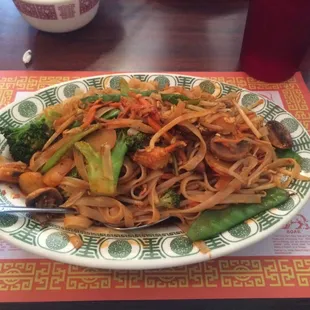 Vegetable Pad Thai. Yummmmm