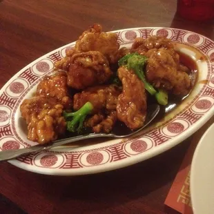 General Tso&apos;s chicken!! Yum!!