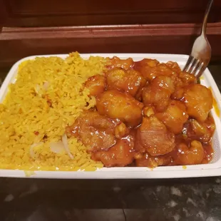 General Tsos Chicken Combo and Fried Crabmeat Cheese.