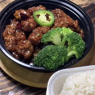 This is our take on the timeless favorite, orange chicken. It&apos;s a classic for a reason--it&apos;s downright delicious!