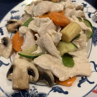 Moo Goo Gai Pan