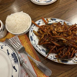 Szechuan Chicken - I love the veggie mix here. It&apos;s just celery, carrots and spring onion.