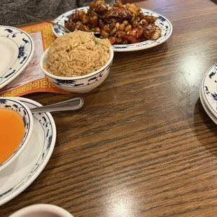 I forget what the hubby ordered. He loves their Kung Pao Triple Delight.