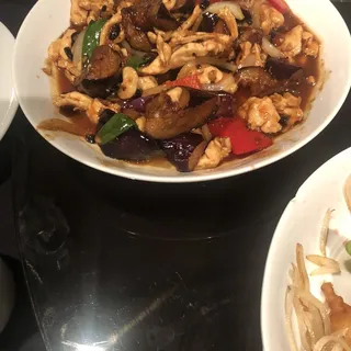 Chicken and Eggs Plant with Black Bean Sauce