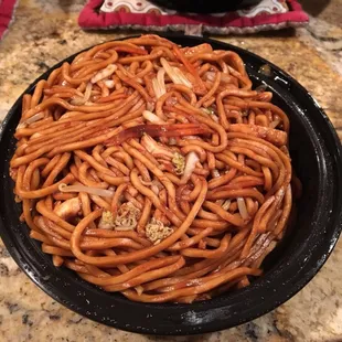 Chicken lo mein