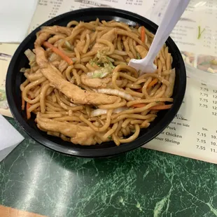 Chicken Lo Mein