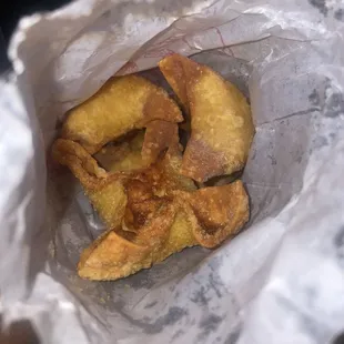 Very old crab Rangoon