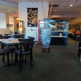 the interior of a chinese restaurant